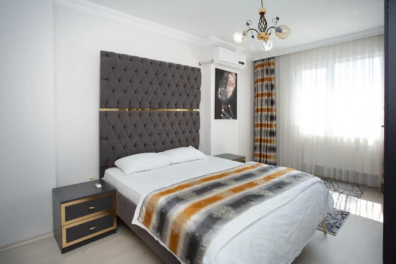 Leena Suites Trabzon 0*,
